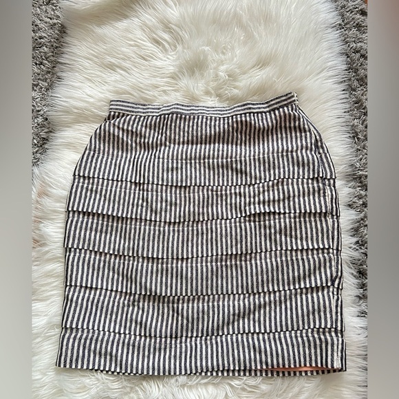 Gray & White Striped Mini Skirt - Picture 1 of 1